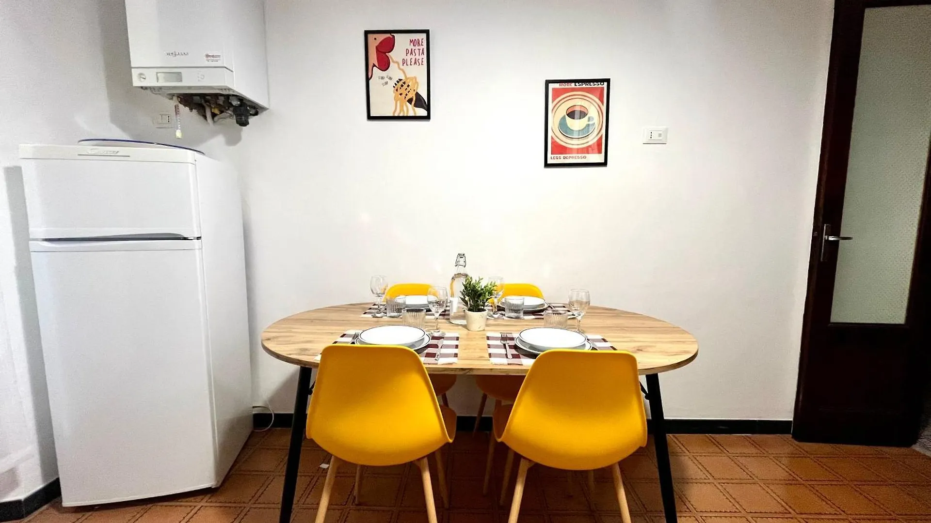 Apartment Centrale Ampio Appartamento 5 Minuti Stazione Cinque Terre La Spezia